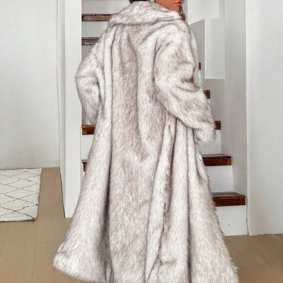 Light Grey Casual Women's Stand Collar Elegant Fluffy Coat - Picture 3 of 6